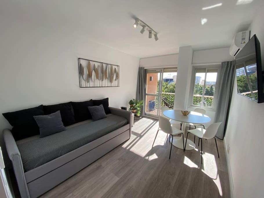 Apartamento Moderno Con Vistas, Recepcion 24 Hs Y Piscinas *